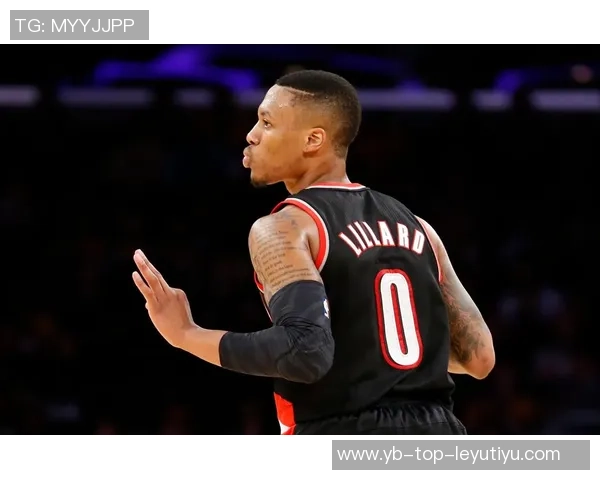 利拉德分享本赛季角色定位不愿做教练式发言者 利拉德分享本赛季角色定位不愿做教练式发言者